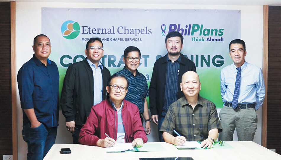 Eternal Chapels executives photo with PhilPlans during the contract signing